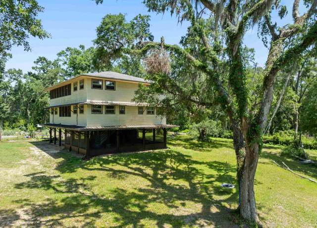 Property at 852 E Buckhorn Trl, Greenville, FL 32331, 4 beds, 4 baths