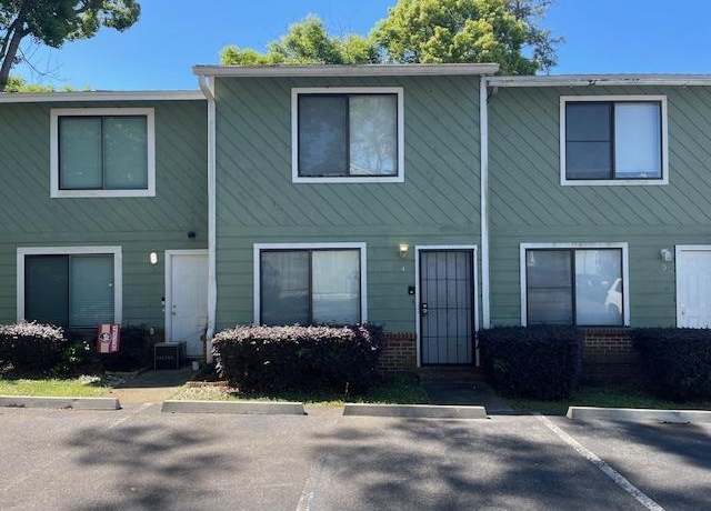 Property at 1889 Belle Vue Way #04, Tallahassee, FL 32304, 2 beds, 1.5 baths