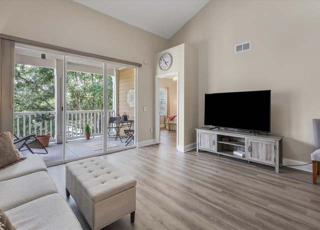 Property at 2801 Chancellorsville Dr #436, Tallahassee, FL 32312, 2 beds, 2 baths