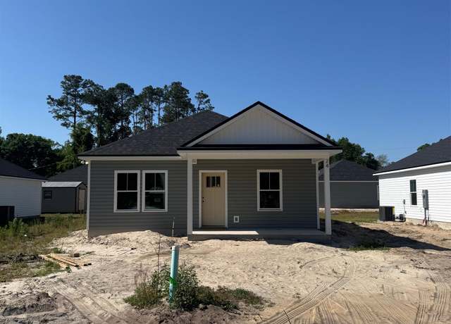 Property at 21 Sudai St, Crawfordville, FL 32327, 3 beds, 2 baths