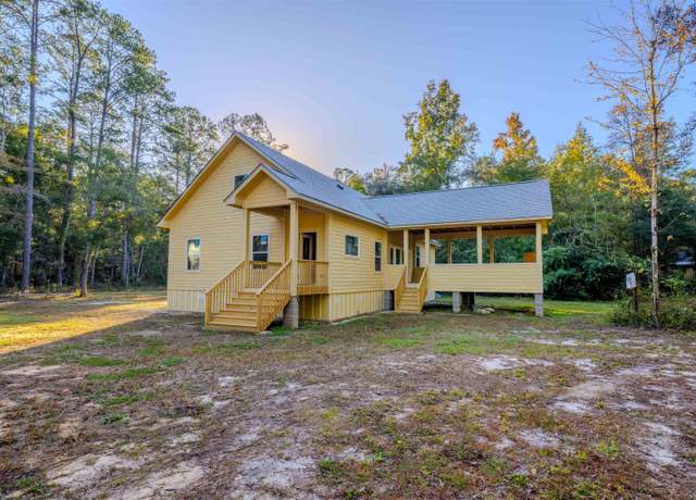 Property at 10003 Leaping Deer Ln, Tallahassee, FL 32309, 4 beds, 2 baths