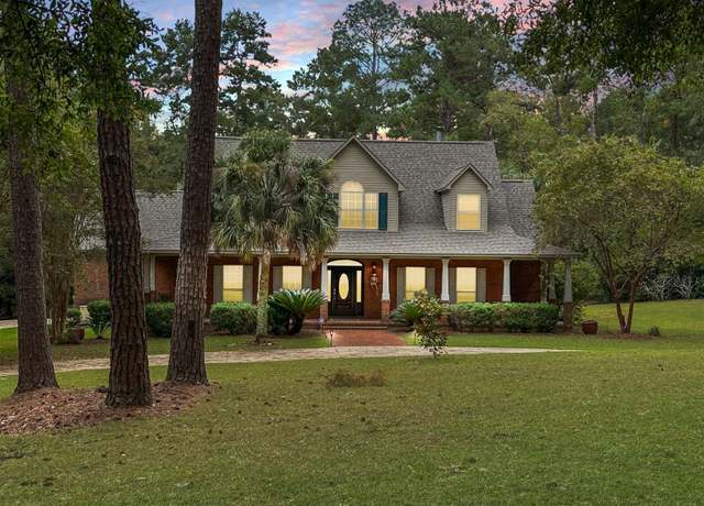 Property at 7579 Old Saint Augustine Rd, Tallahassee, FL 32311, 3 beds, 2.5 baths