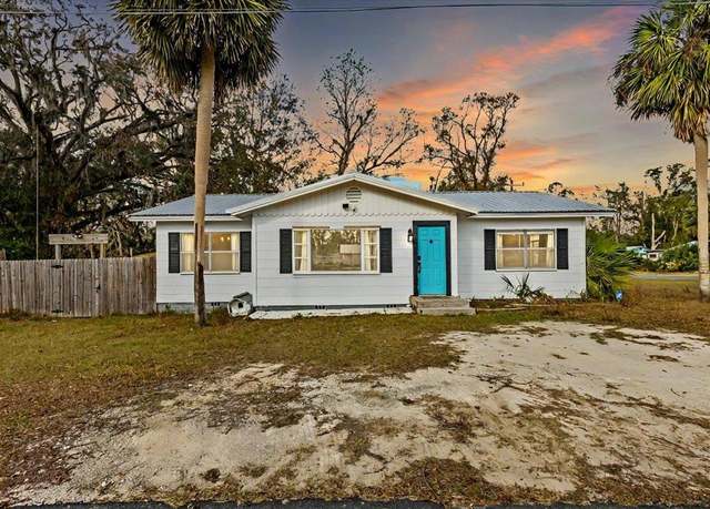 Property at 302 W Florida St, Perry, FL 32347, 3 beds, 1 bath