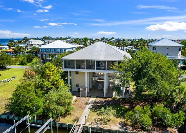 Property at 82 Royster Dr, Crawfordville, FL 32327, 3 beds, 2 baths