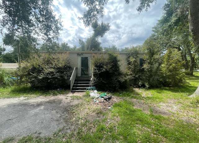 Property at 3319 Vera Ln, Perry, FL 32347, 3 beds, 2 baths