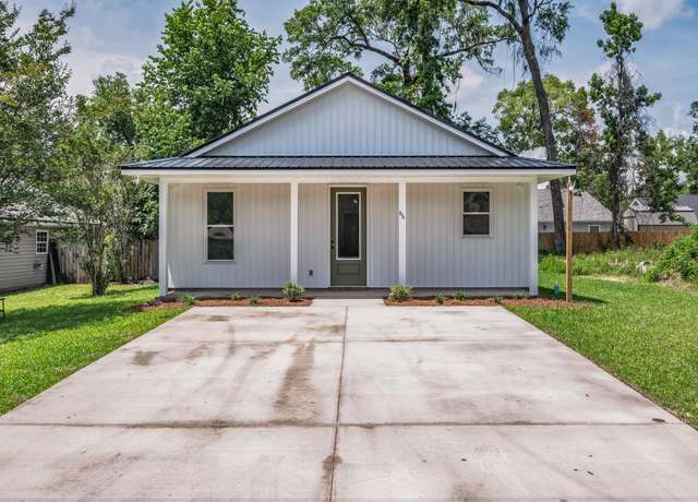 Property at 66 Kiowa Trl, Crawfordville, FL 32327, 3 beds, 2 baths