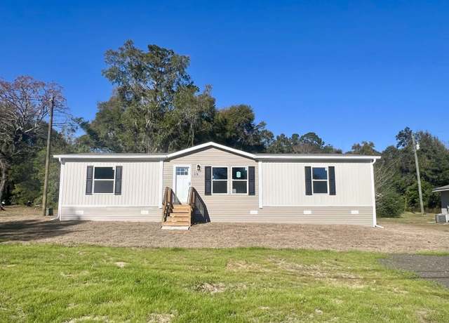 Property at 526 Charlie Harris Loop, Quincy, FL 32352, 3 beds, 2 baths