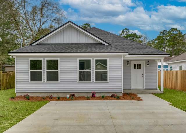 Property at 11 Provo Pl, Crawfordville, FL 32327, 4 beds, 2 baths