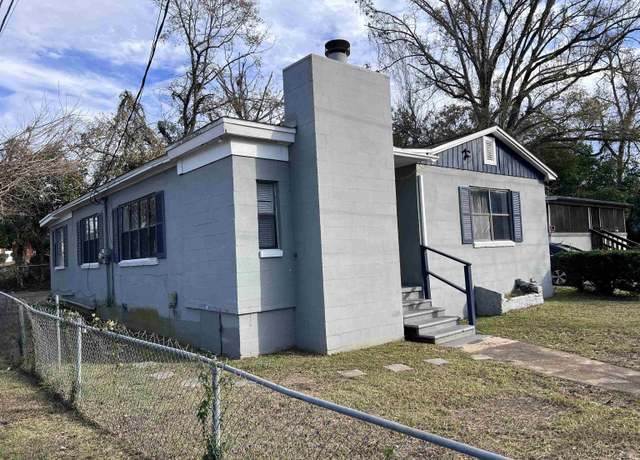 Property at 2001 Daisy St, Tallahassee, FL 32310, 3 beds, 2 baths