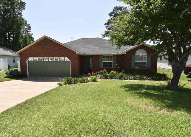 Property at 2736 Oakleigh Ct, Tallahassee, FL 32312, 3 beds, 2 baths