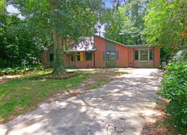 Property at 3166 Wood Hill Dr, Tallahassee, FL 32303, 3 beds, 2 baths