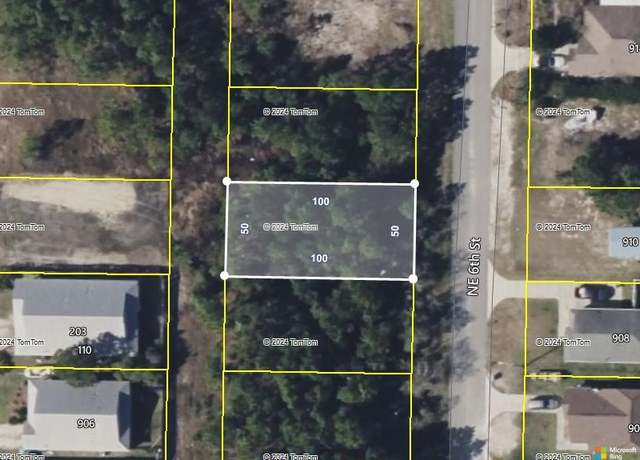 Property at 911 NE 6th St, Carrabelle, FL 32322