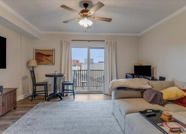 Property at 215 W College Ave #507, Tallahassee, FL 32301, 1 bed, 1.5 baths