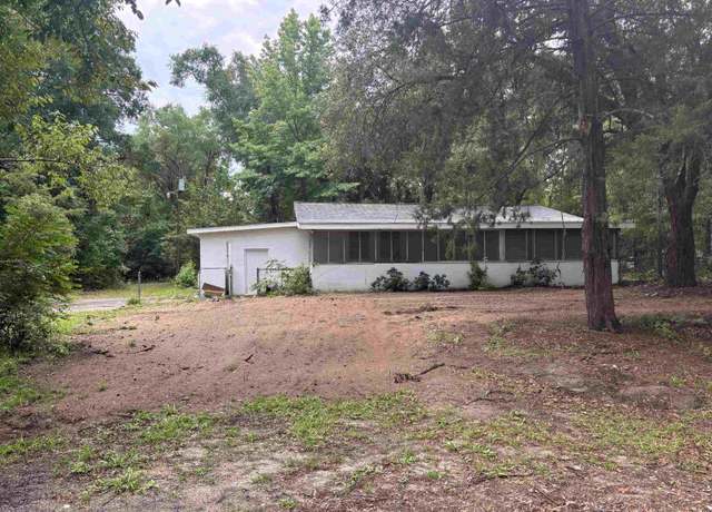 Property at 8401 Blountstown Hwy, Tallahassee, FL 32310, 2 beds, 2 baths