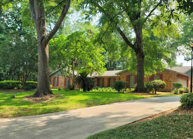 Property at 3705 Foxford Cir, Tallahassee, FL, 3 beds, 2.5 baths