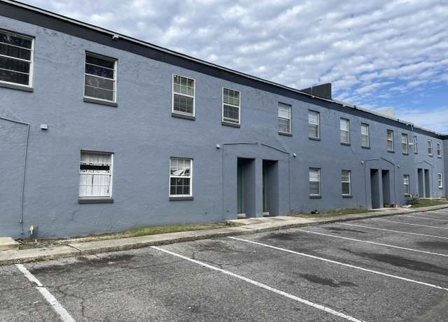 Property at 2325 W Pensacola St #145, Tallahassee, FL 32304, 2 beds, 1.5 baths
