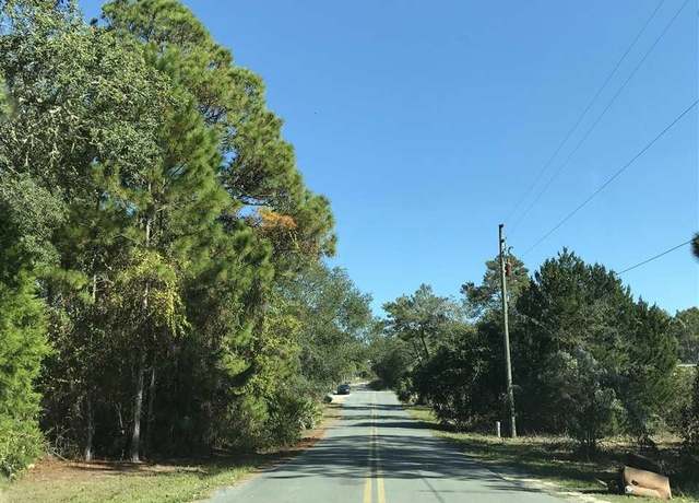 Property at 410 SE Avenue A, Carrabelle, FL 32322