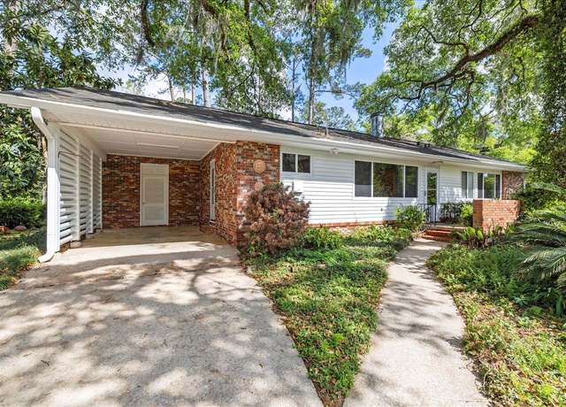 Property at 2115 Old Fort Dr, Tallahassee, FL 32301, 3 beds, 2 baths