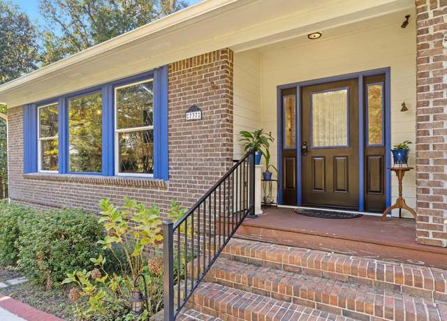 Property at 737 Timberlane Rd, Tallahassee, FL 32312, 4 beds, 5 baths