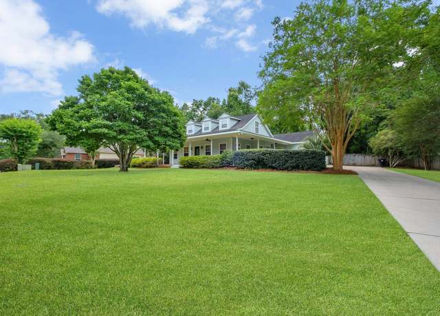Property at 1121 Blackhawk Way, Tallahassee, FL 32312, 3 beds, 2.5 baths