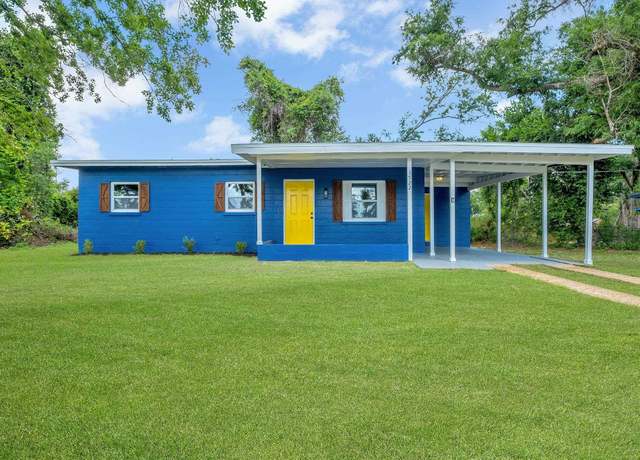 Property at 1722 Eisenhower St, Tallahassee, FL 32310, 3 beds, 1 bath
