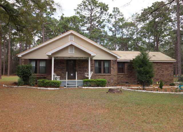 Property at 11350 Granny Ln, Tallahassee, FL 32305, 4 beds, 3 baths