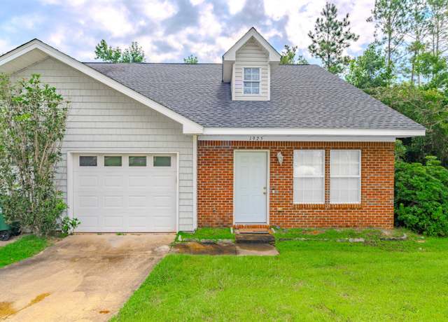 Property at 1925 Nena Hills Dr, Tallahassee, FL 32304, 3 beds, 3 baths