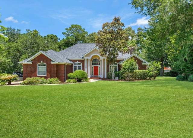 Property at 1387 E Conservancy Dr, Tallahassee, FL 32312, 4 beds, 3 baths