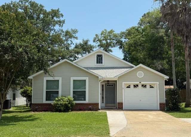Property at 5521 Green Meadows Ct, Tallahassee, FL 32303, 3 beds, 2 baths