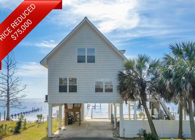 Property at 3036 E Highway 98, Carrabelle, FL 32322, 3 beds, 2 baths