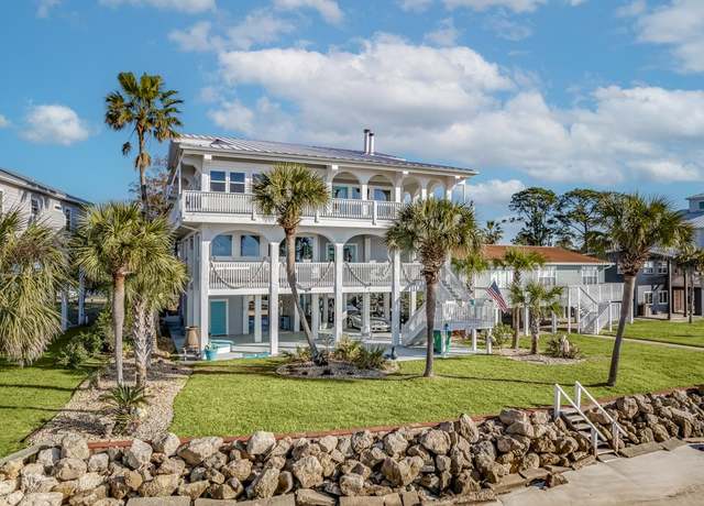 Property at 1635 Shell Point Rd, Crawfordville, FL 32327, 4 beds, 4 baths