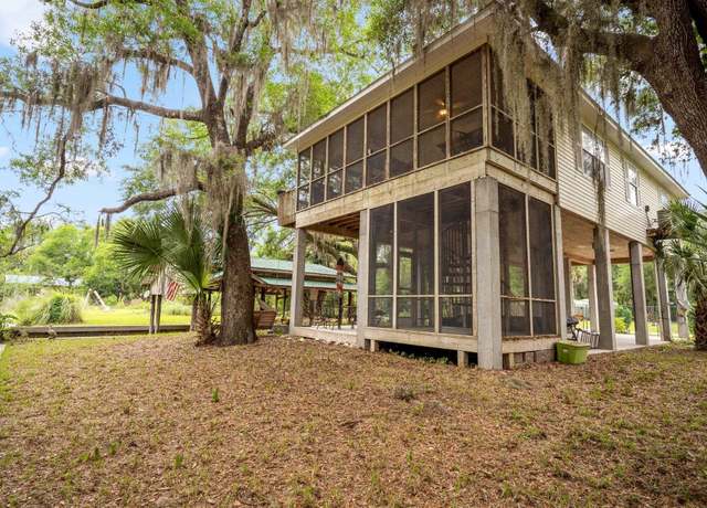 Property at 35 Irvin Langston, Crawfordville, FL 32327, 2 beds, 1 bath
