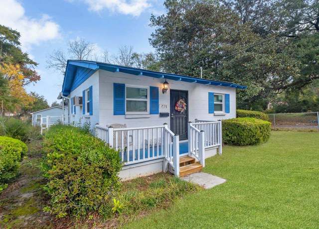 Property at 1738 M L King Blvd, Quincy, FL, 2 beds, 1 bath