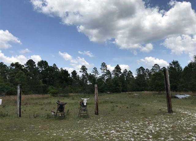 Property at 190 Ashley Hall Rd, Crawfordville, FL 32327, 3 beds, 2 baths