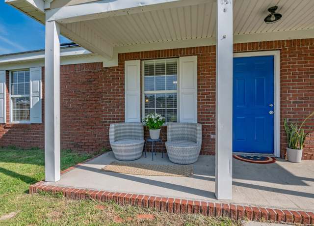 Property at 10 Country Way, Crawfordville, FL 32327, 3 beds, 2 baths