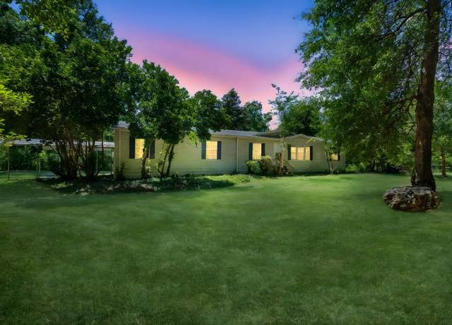 Property at 120 Wildflower Ln, Crawfordville, FL 32327, 4 beds, 2 baths