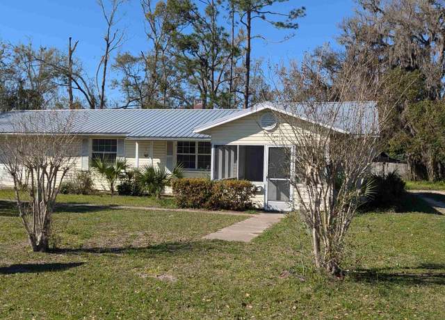 Property at 614 W Leon St, Perry, FL 32347, 3 beds, 1 bath