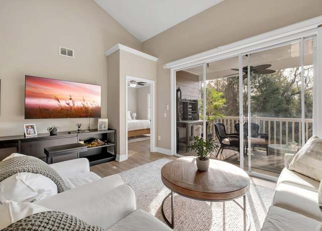 Property at 2801 Chancellorsville Dr #828, Tallahassee, FL 32312, 3 beds, 2 baths