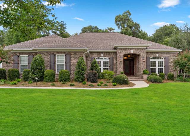 Property at 5731 Farnsworth Dr, Tallahassee, FL 32312, 4 beds, 3 baths