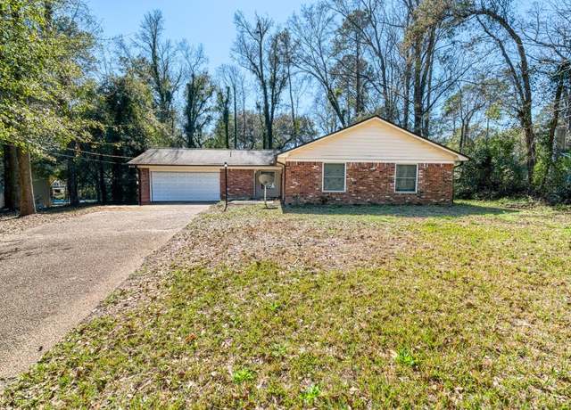 Property at 4891 Pimlico Dr, Tallahassee, FL 32309, 3 beds, 2 baths