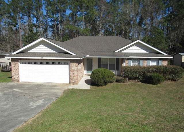 Property at 137 Monroe Creek Dr, Midway, FL 32343, 3 beds, 2 baths