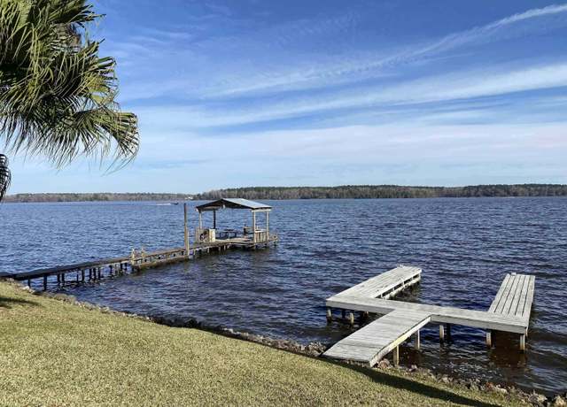 Property at 1990 Lake Point Ln, Tallahassee, FL 32310, 3 beds, 2 baths