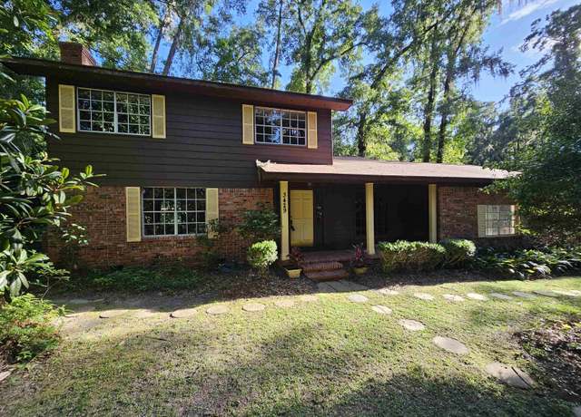 Property at 3429 Lakeshore Dr, Tallahassee, FL 32312, 3 beds, 2.5 baths