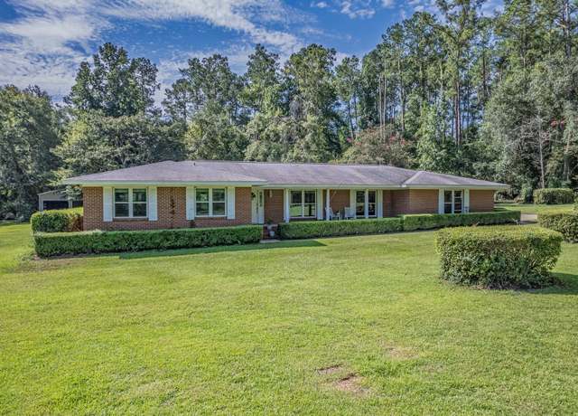 Property at 4450 Kimberly Cir, Tallahassee, FL 32309, 4 beds, 2.5 baths