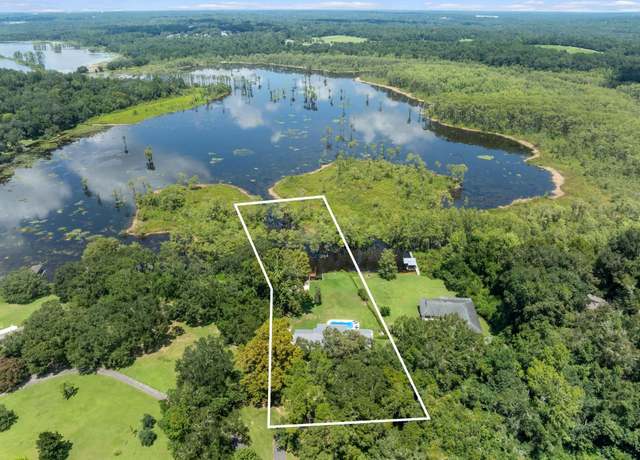 Property at 6464 Downhill Rd, Tallahassee, FL 32311, 3 beds, 3.5 baths