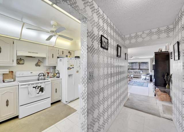 Property at 6100 NW 44th  Apt 401 St #2, Other Florida, FL 33319, 2 beds, 2 baths