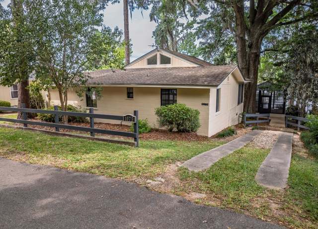 Property at 1075 Drake Acres Rd, Quincy, FL 32351, 2 beds, 2 baths