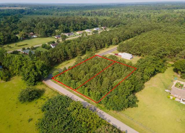 Property at 14 Chesterfield Rd, Quincy, FL 32351