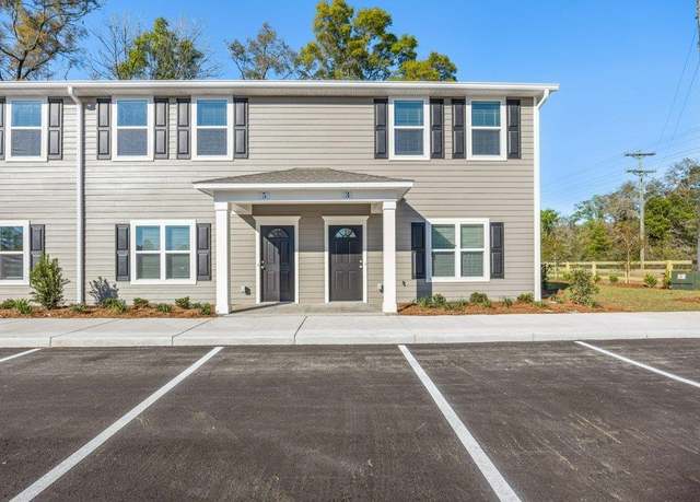 Property at 4 Montauk Cir, Crawfordville, FL 32327, 3 beds, 3 baths