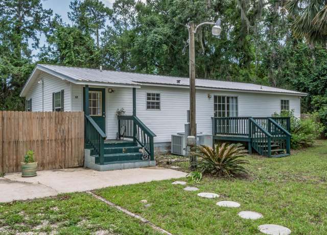 Property at 17 Chinook Trl, Crawfordville, FL 32327, 3 beds, 2 baths
